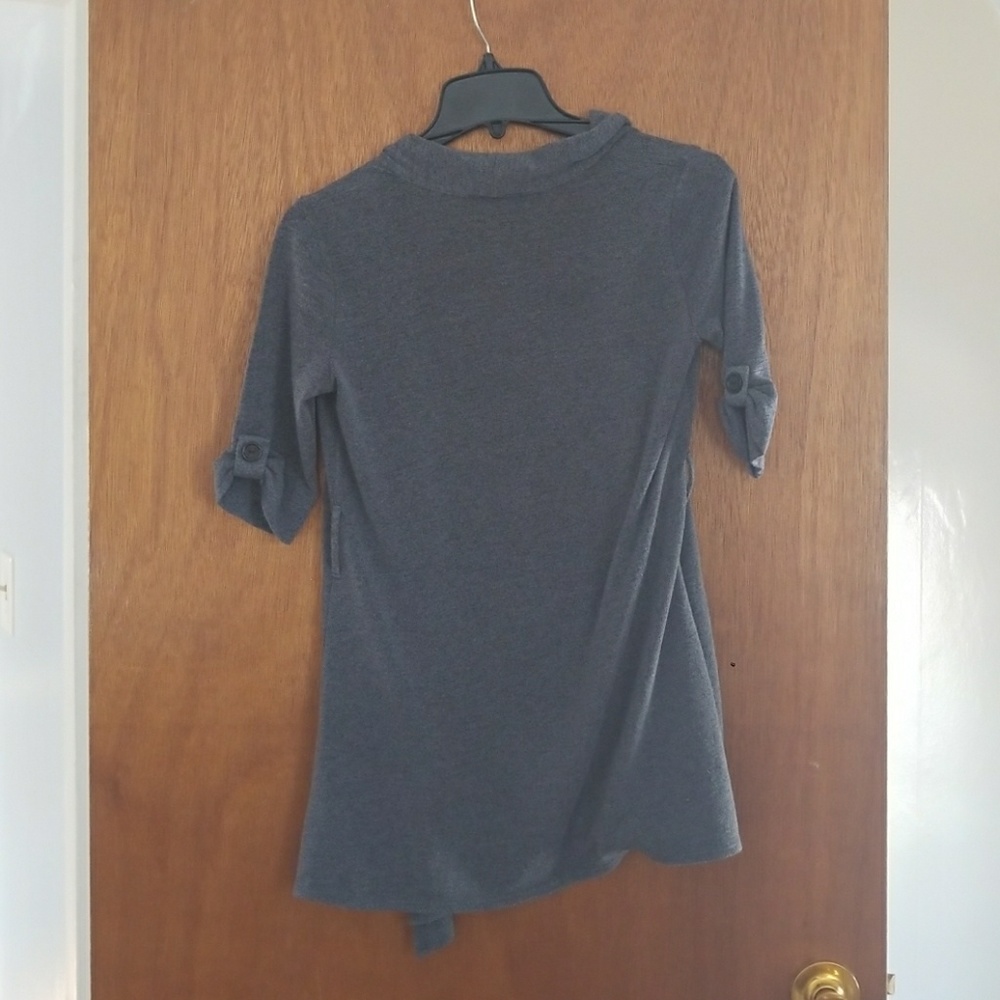 Gray sweater - Picture 2 of 3